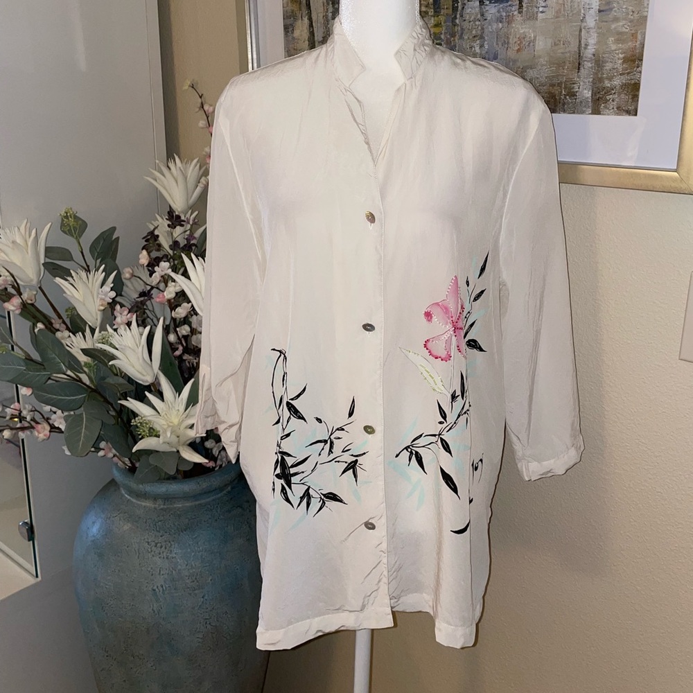 What if ..? 100% silk white-cream tone button down blouse - Picture 3 of 16